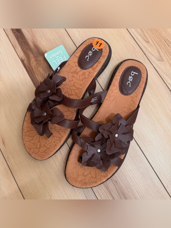 b.o.c. Shoes - b.o.c. Hensley floral thong sandals